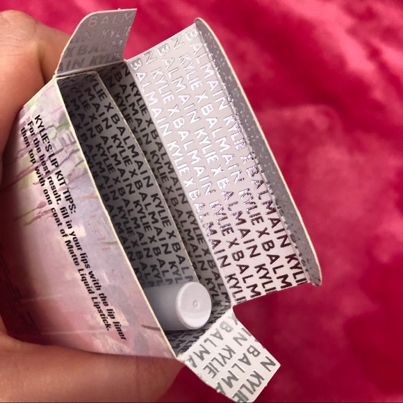 Lip liner - Picture 3 of 8